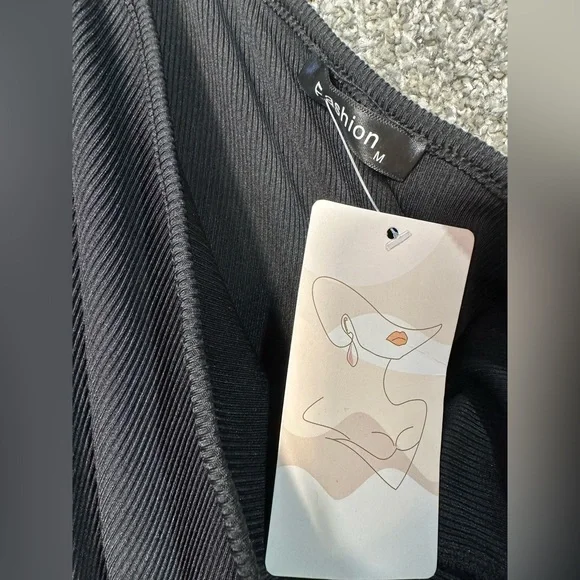 NWT One Shoulder Ribbed Knit Cutout Side Slit Dress Size Medium - Picture 5 of 5